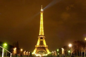 эйфелева башня эйфелева башня