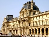 Louvre Photo